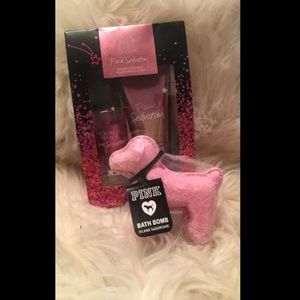 Victoria's Secret Other - 💅🏽Victoria Secrets Travel Set & Pink Bathbomb🎀 Victoria's Secret Other - 💅🏽Victoria Secrets Travel Set & Pink Bathbomb🎀
